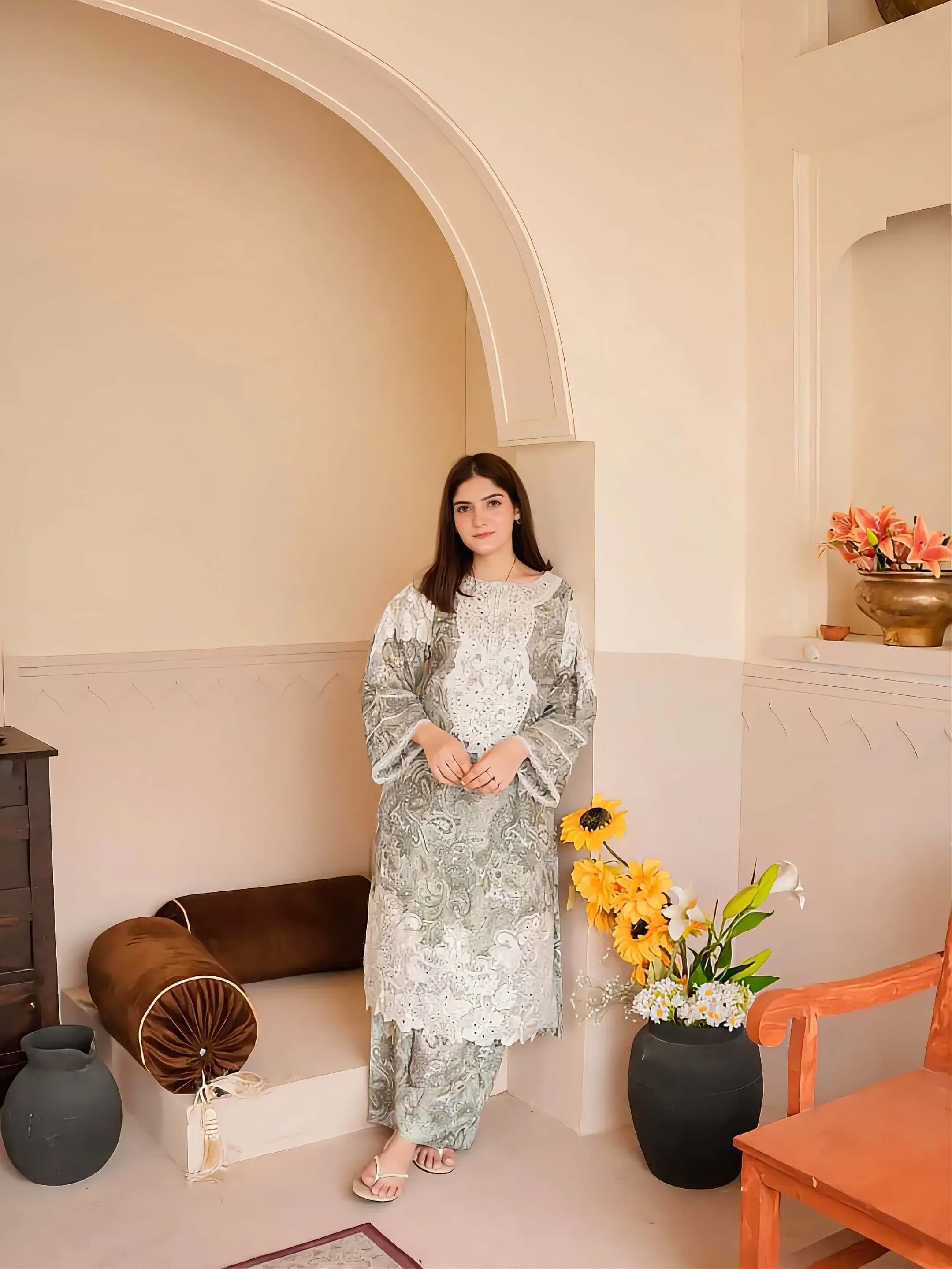 Noor – 3-Piece Floral Embroidered Suit